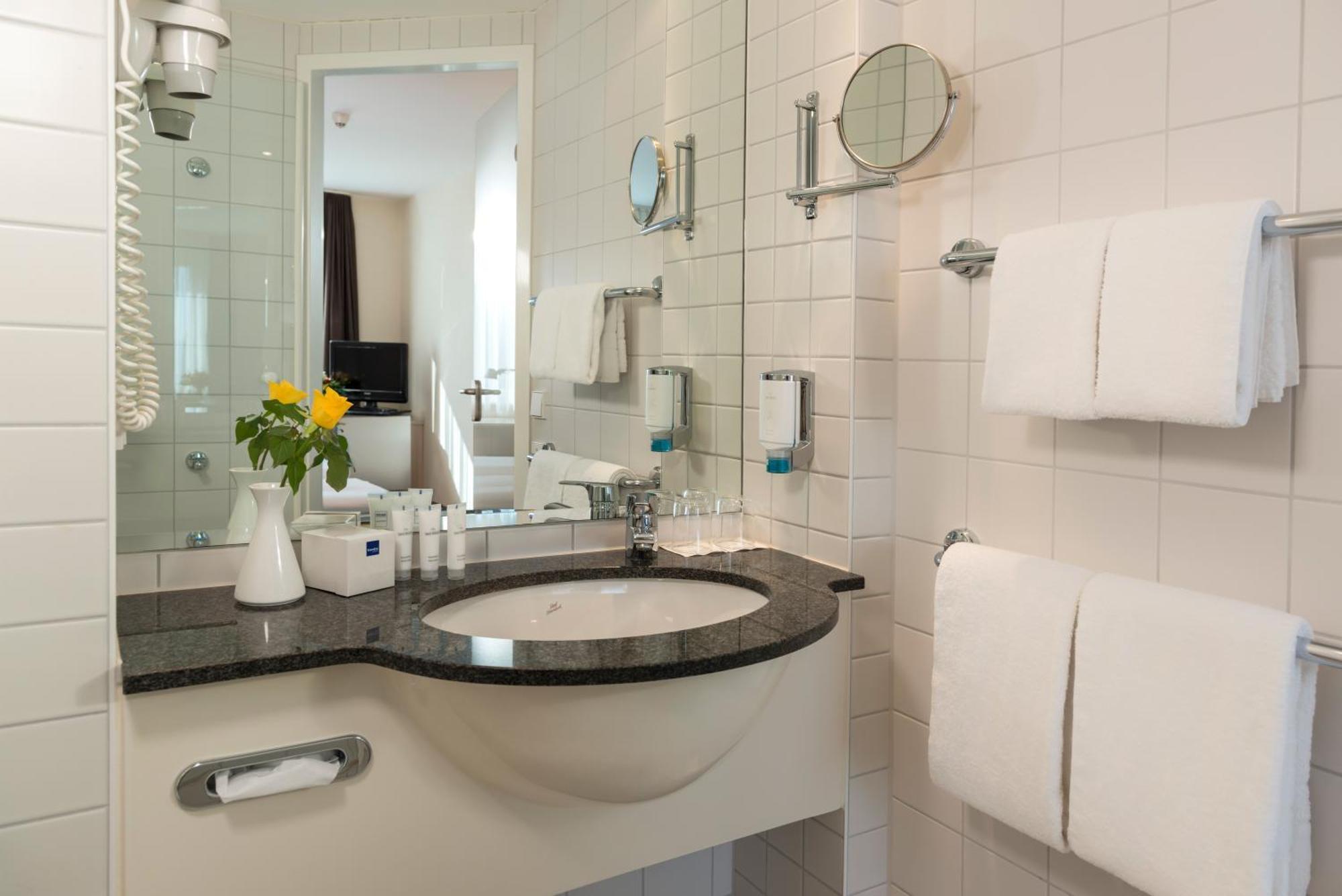 Essential By Dorint Berlin-Adlershof Hotel Luaran gambar